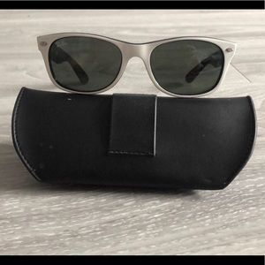 Double color Wayfarer Ray-Ban  RB 2132 52mm